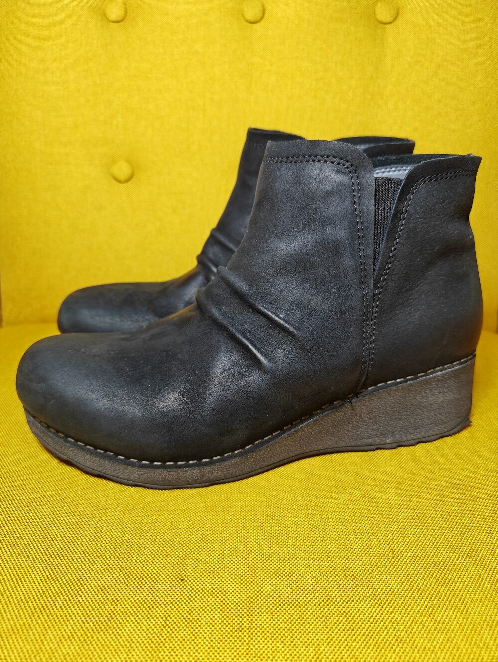 Dansko Caley Black Milled Nubuck Leather Wedge Ankle Bootie Women Size 10.5 - 11
